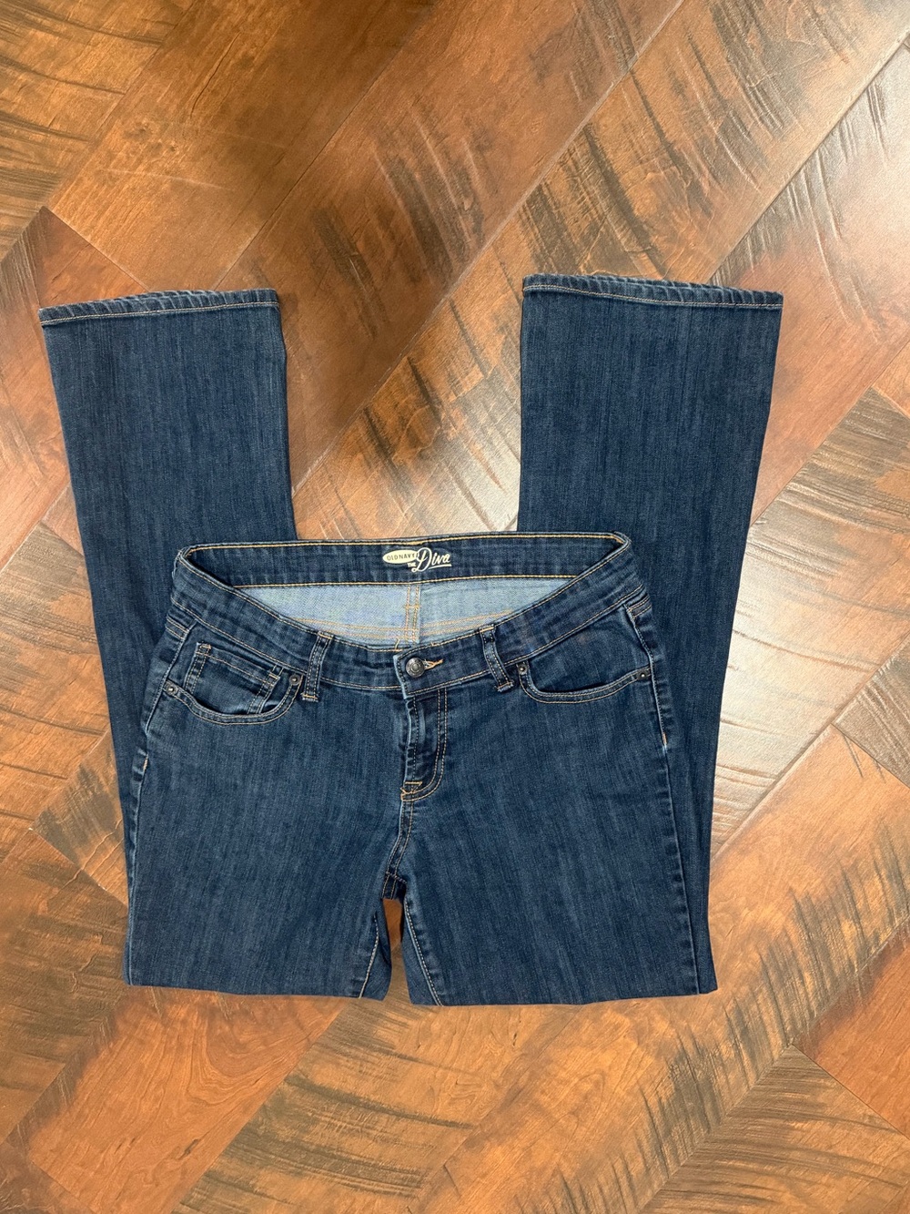 The Diva Old Navy Women's Dark Indigo Bootcut Jeans